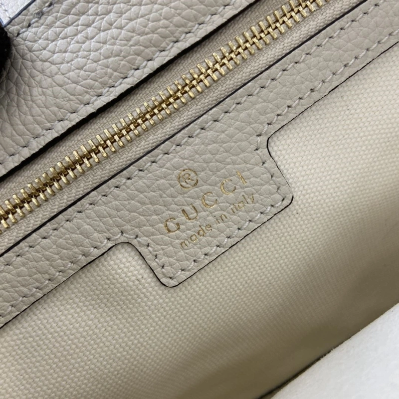 Gvc*1 top handle bags 4360c-0670