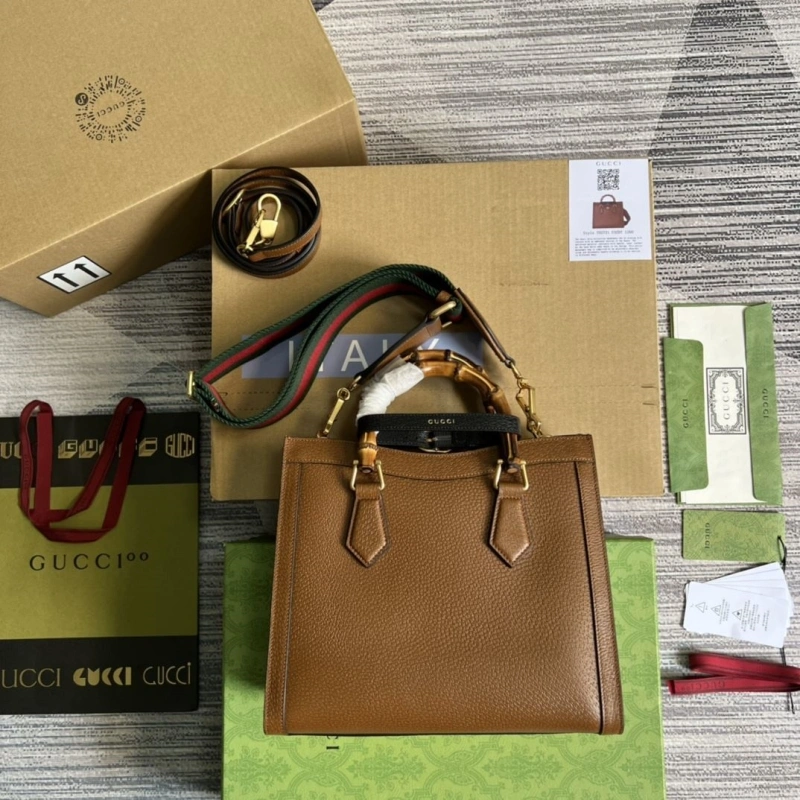 Gvc*1 top handle bags 4360c-0683
