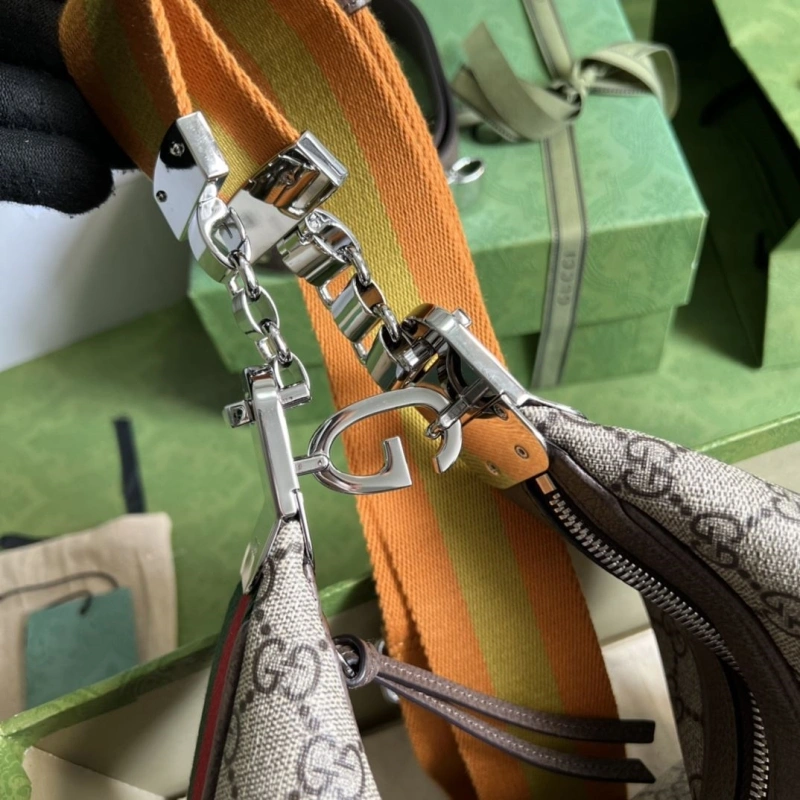 Gvc*1 satchel bags 4360c-0701