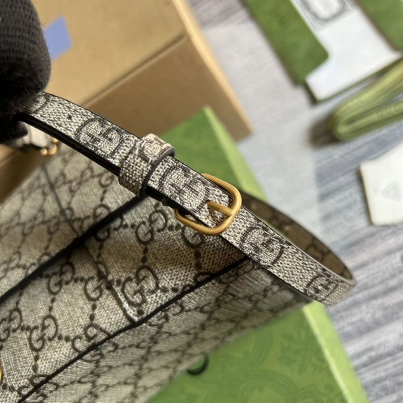 Gvc*1 top handle bags 4360c-0722