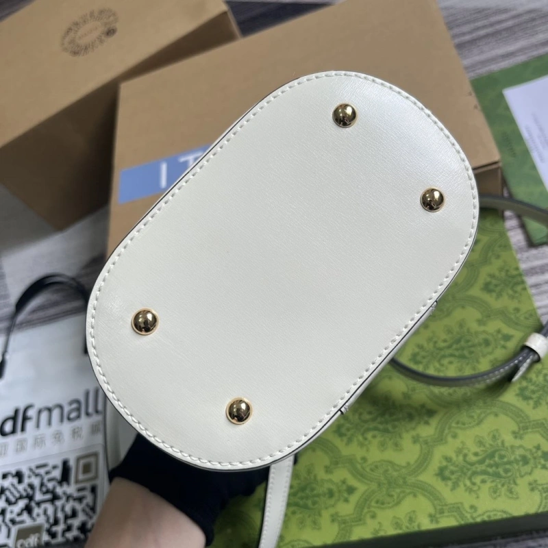 Gvc*1 cosmetic bags 4360c-0750