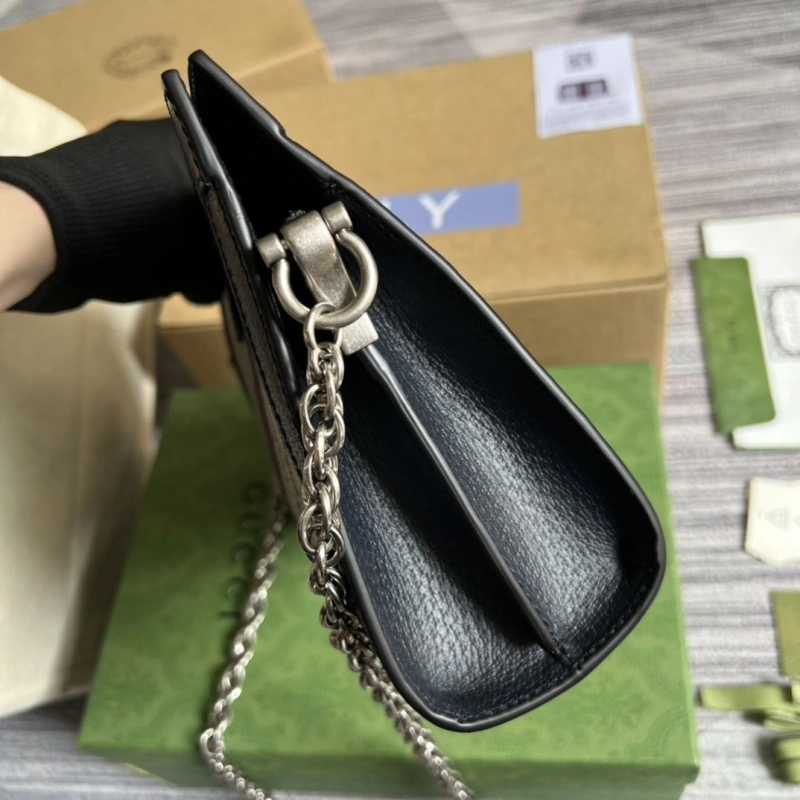 Gvc*1 satchel bags 4360c-0756