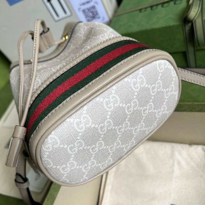Gvc*1 bucket bags 4360c-0770