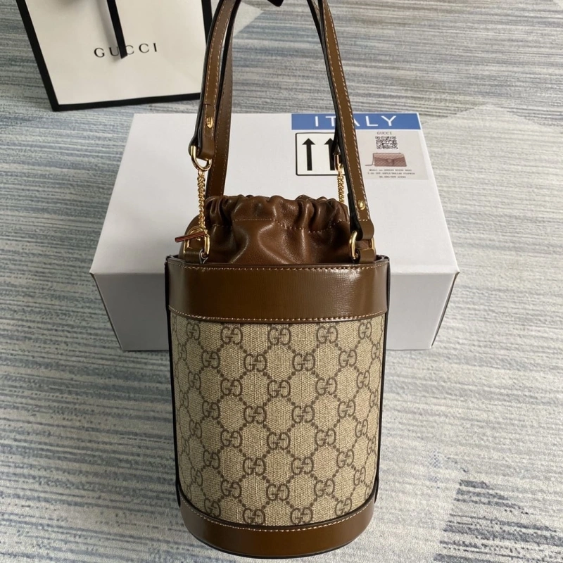 Gvc*1 bucket bags 4360c-0828