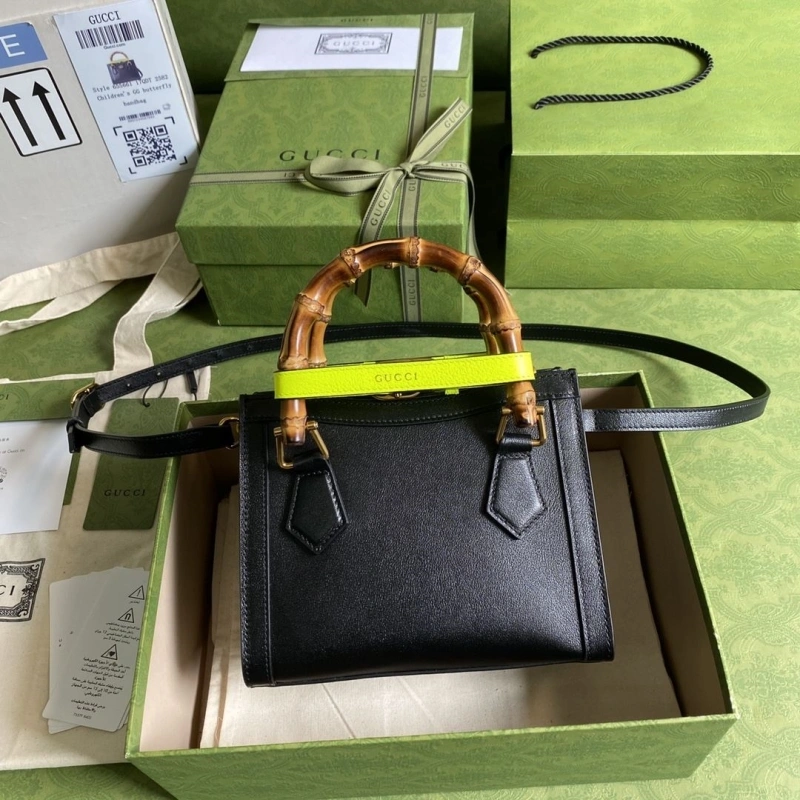 Gvc*1 top handle bags 4360c-0835