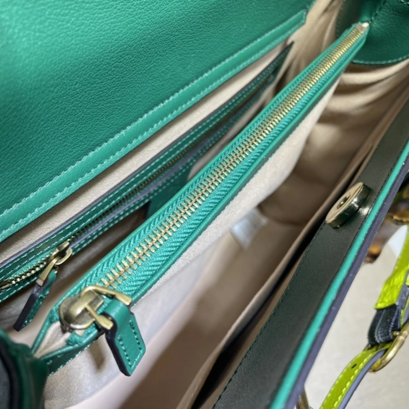 Gvc*1 top handle bags 4360c-0839