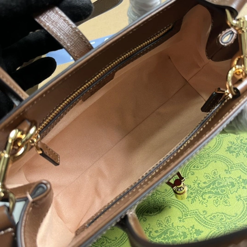 Gvc*1 top handle bags 4360c-0854