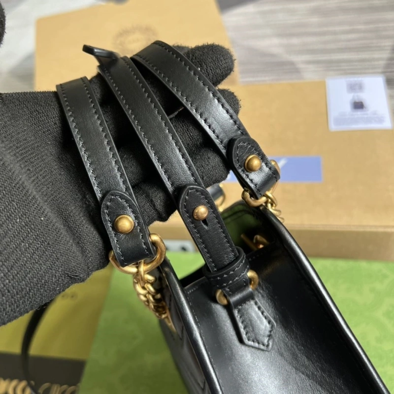 Gvc*1 top handle bags 4360c-0863