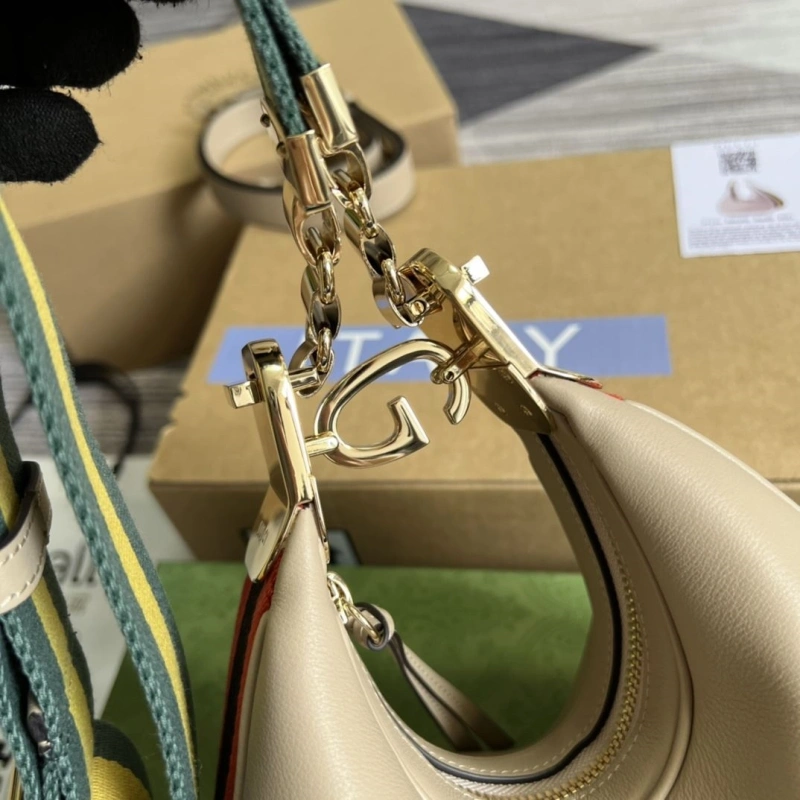 Gvc*1 satchel bags 4360c-1000