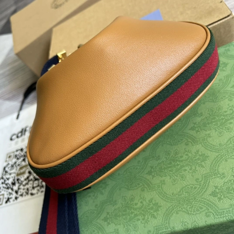 Gvc*1 satchel bags 4360c-1003