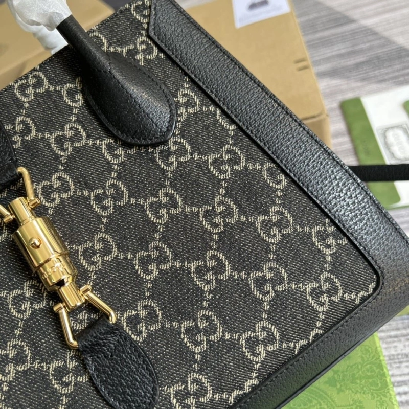 Gvc*1 top handle bags 4360c-1142