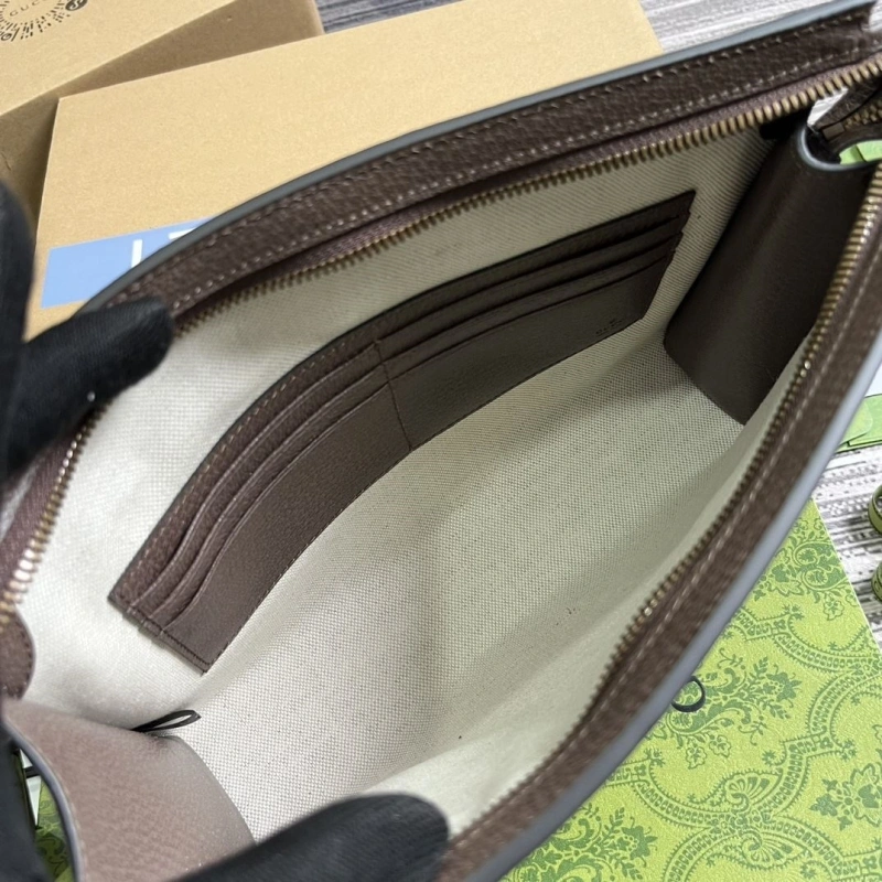 Gvc*1 clutch bags 4360c-1242