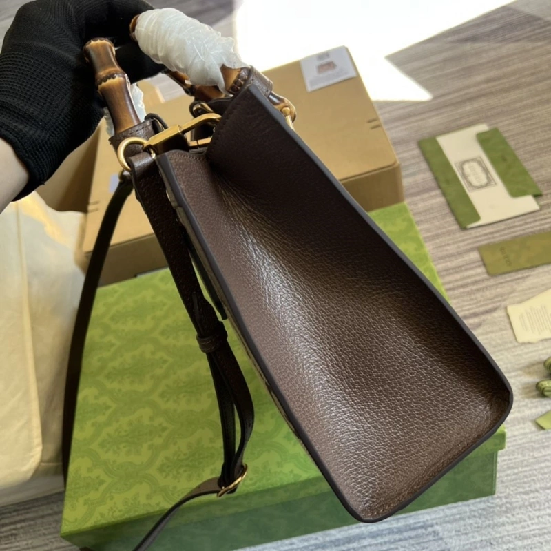 Gvc*1 top handle bags 4360c-1295