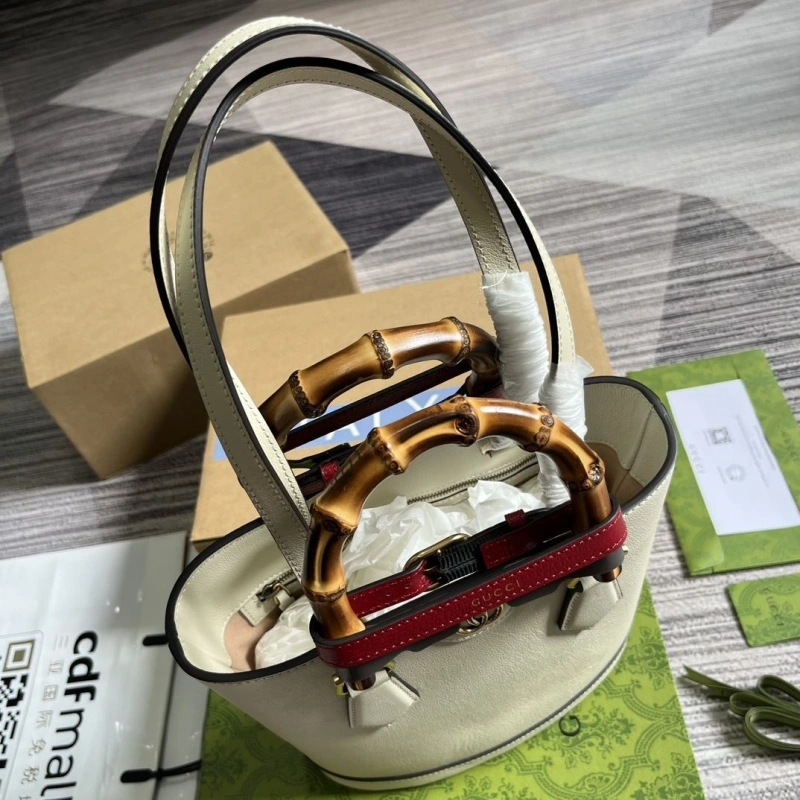 Gvc*1 bucket bags 4360c-1425