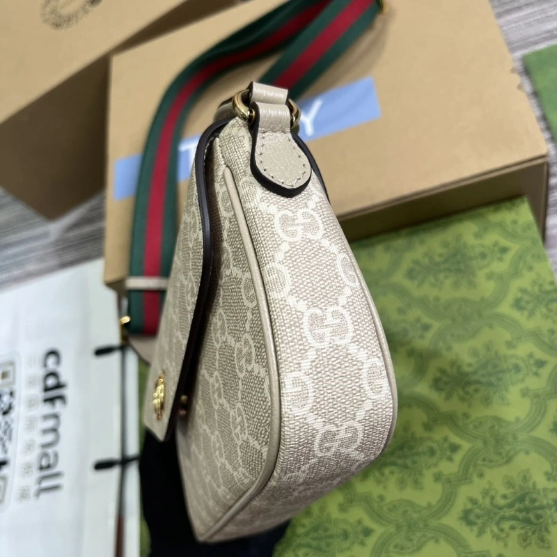 Gvc*1 top handle bags 4360c-1470