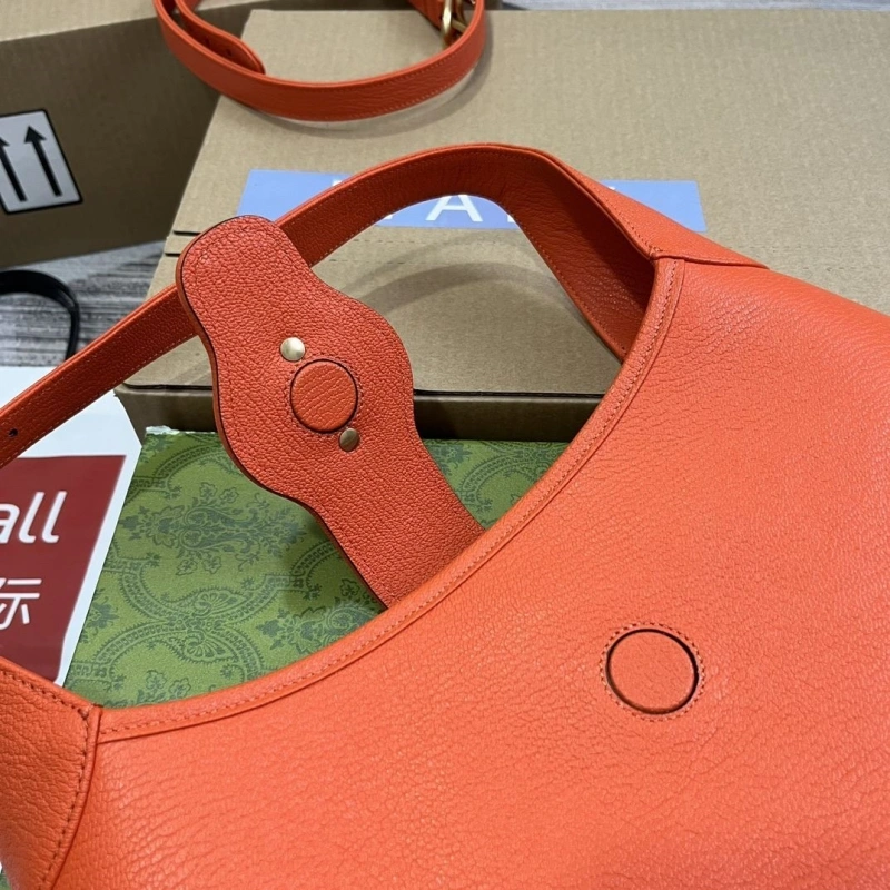 Gvc*1 top handle bags 4360c-1474