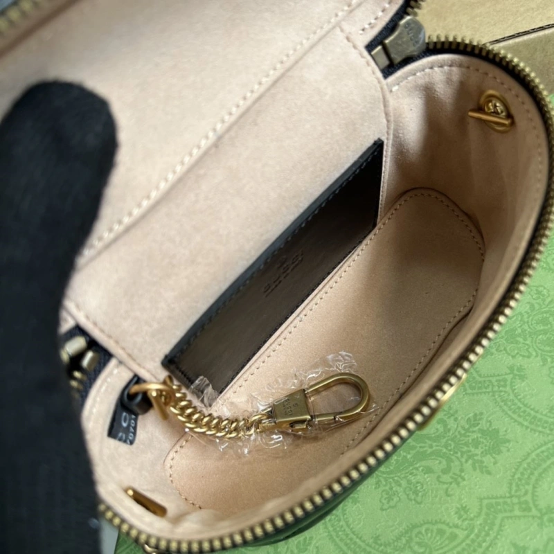 Gvc*1 cosmetic bags 4360c-1599