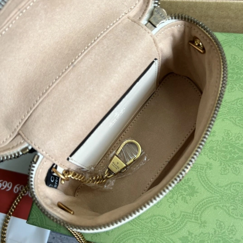 Gvc*1 cosmetic bags 4360c-1600