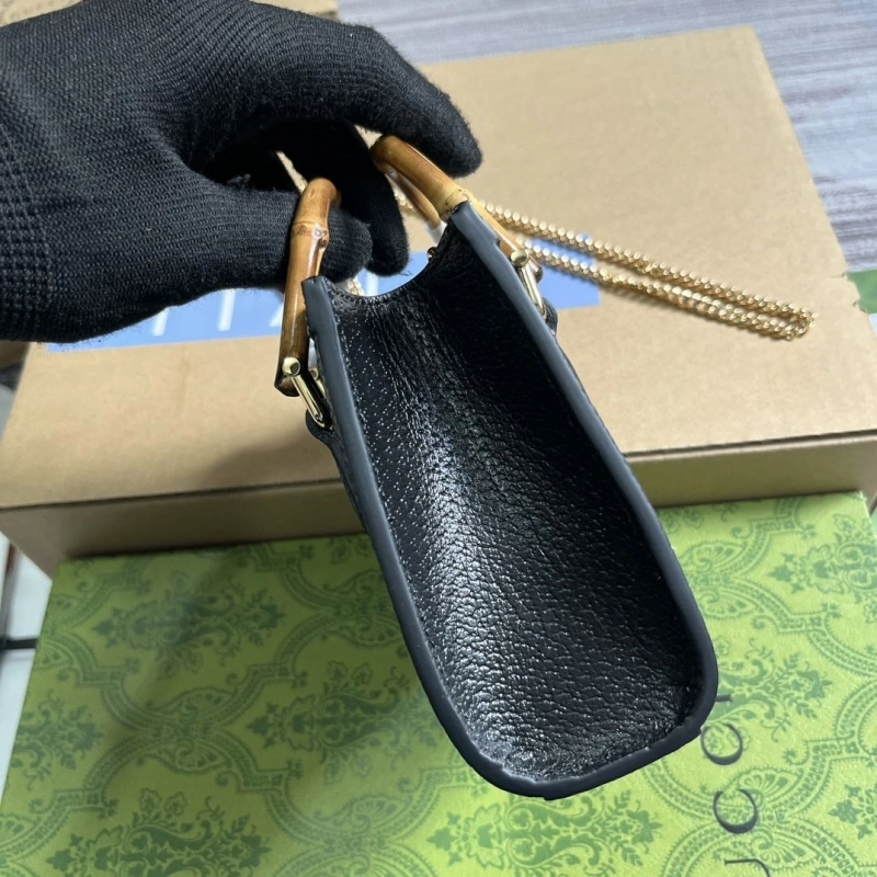 Gvc*1 top handle bags 4360c-1665