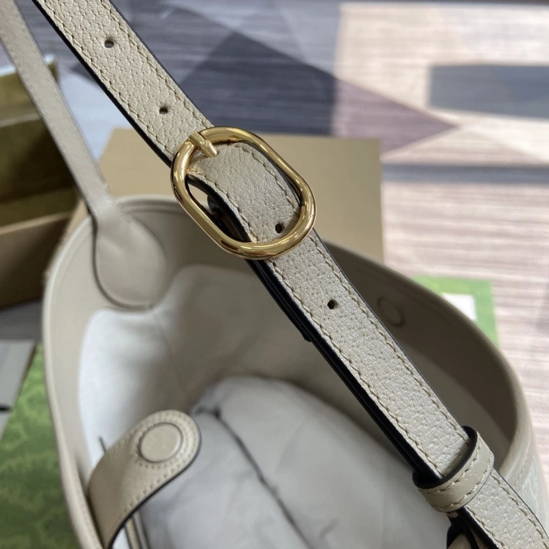 Gvc*1 top handle bags 4360c-1712