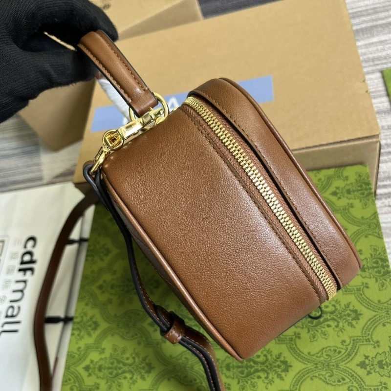 Gvc*1 top handle bags 4360c-1778