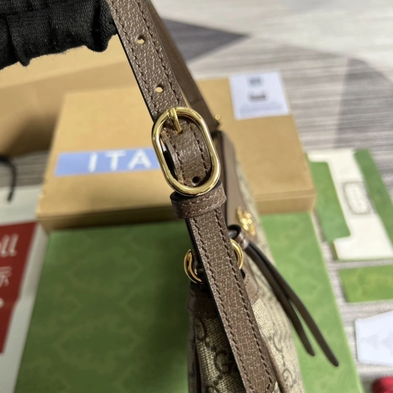 Gvc*1 top handle bags 4360c-1802