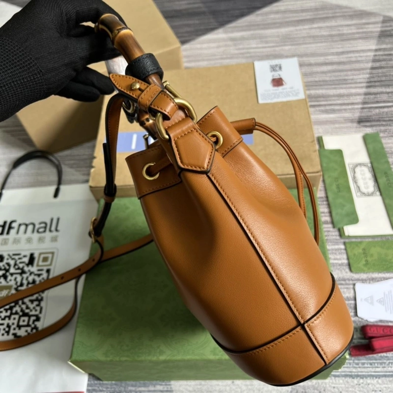 Gvc*1 bucket bags 4360c-2063