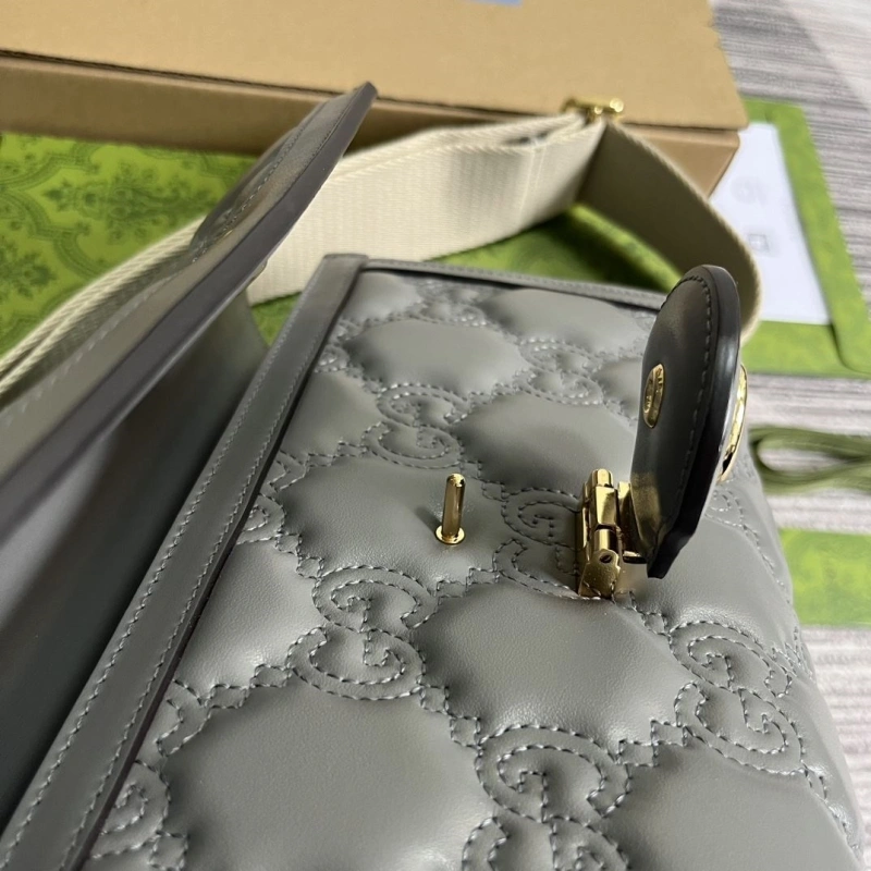 Gvc*1 satchel bags 4360c-2070