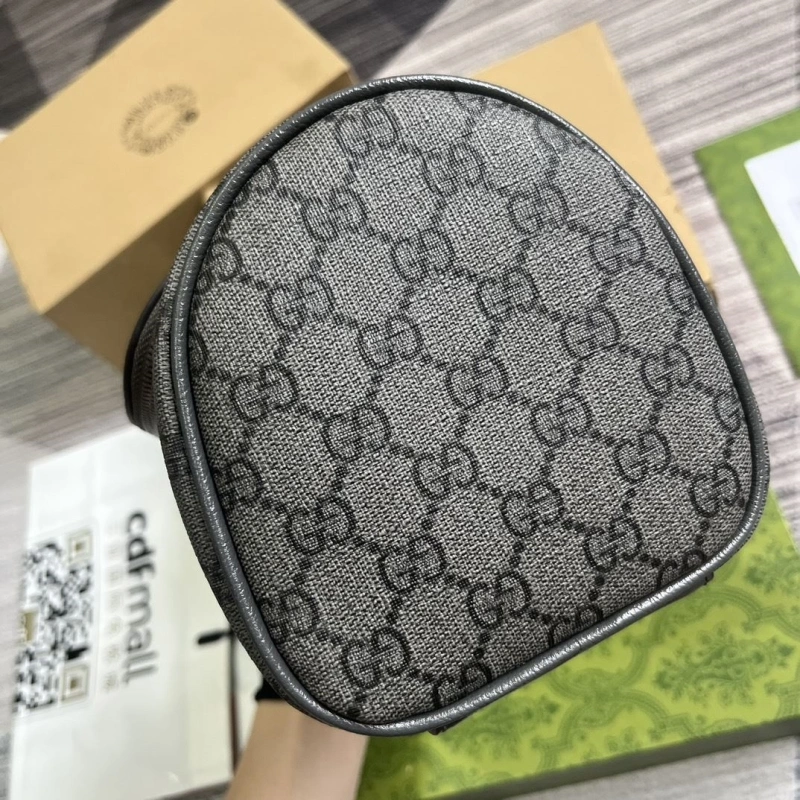 Gvc*1 cosmetic bags 4360c-2077