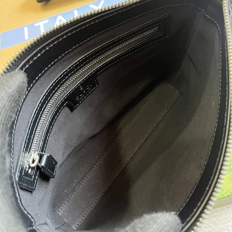 Gvc*1 clutch bags 4360c-2082