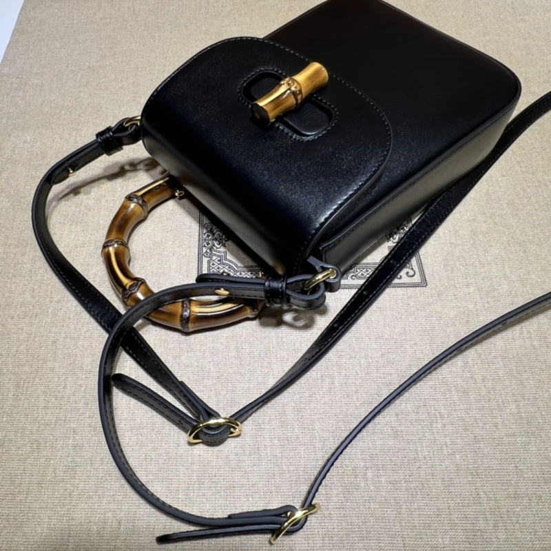 Gvc*1 top handle bags 4360c-2230