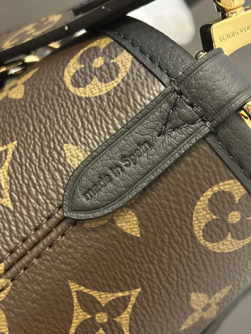 LV Shopping Bags 4365A-0074
