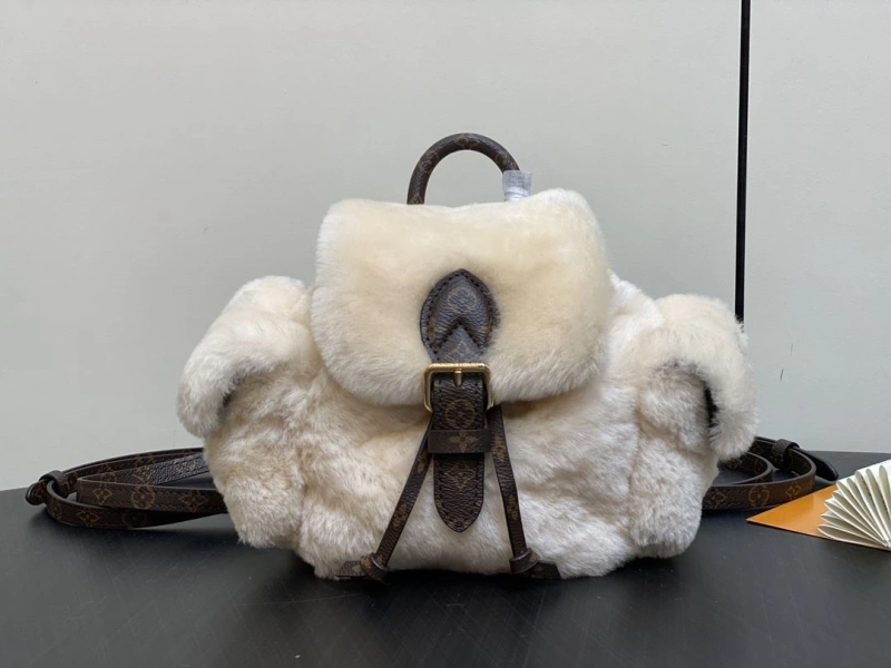 LV Backpacks 4365A-0120