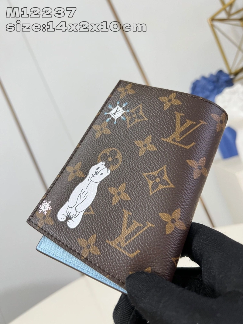 LV Wallets 4365A-0160