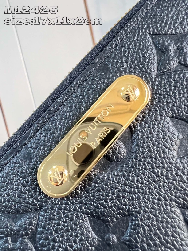 LV Wallets 4365A-0255