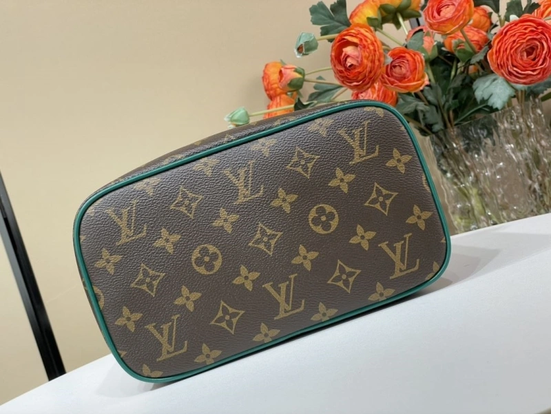 LV Cosmetic Bags 4365A-0328