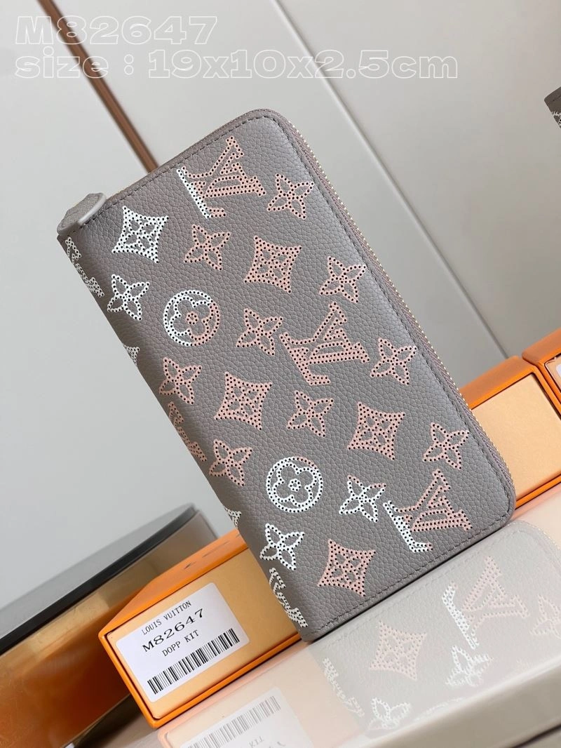 LV Wallets 4365F-0195