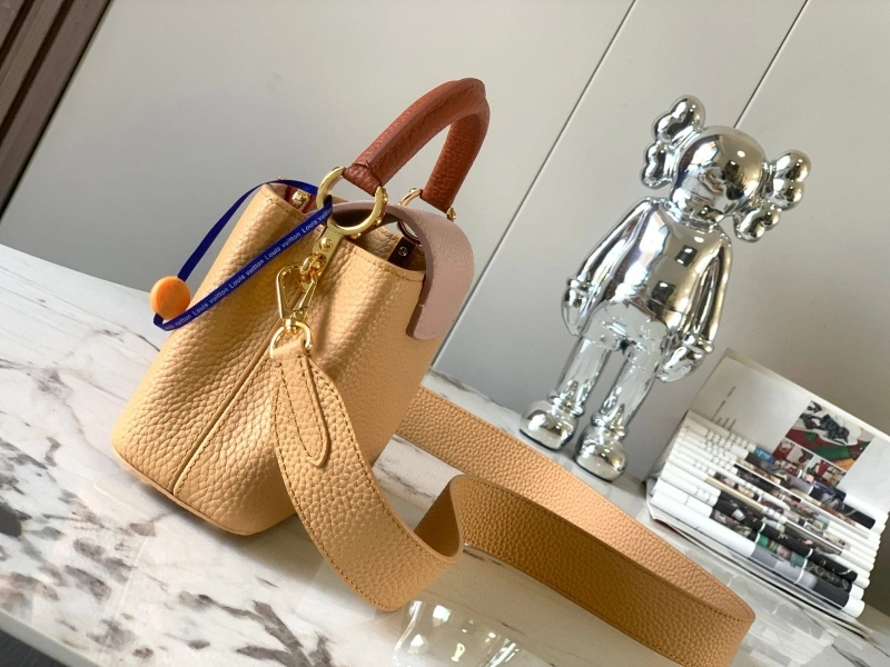 LV Capucines Bags 4365G-0025