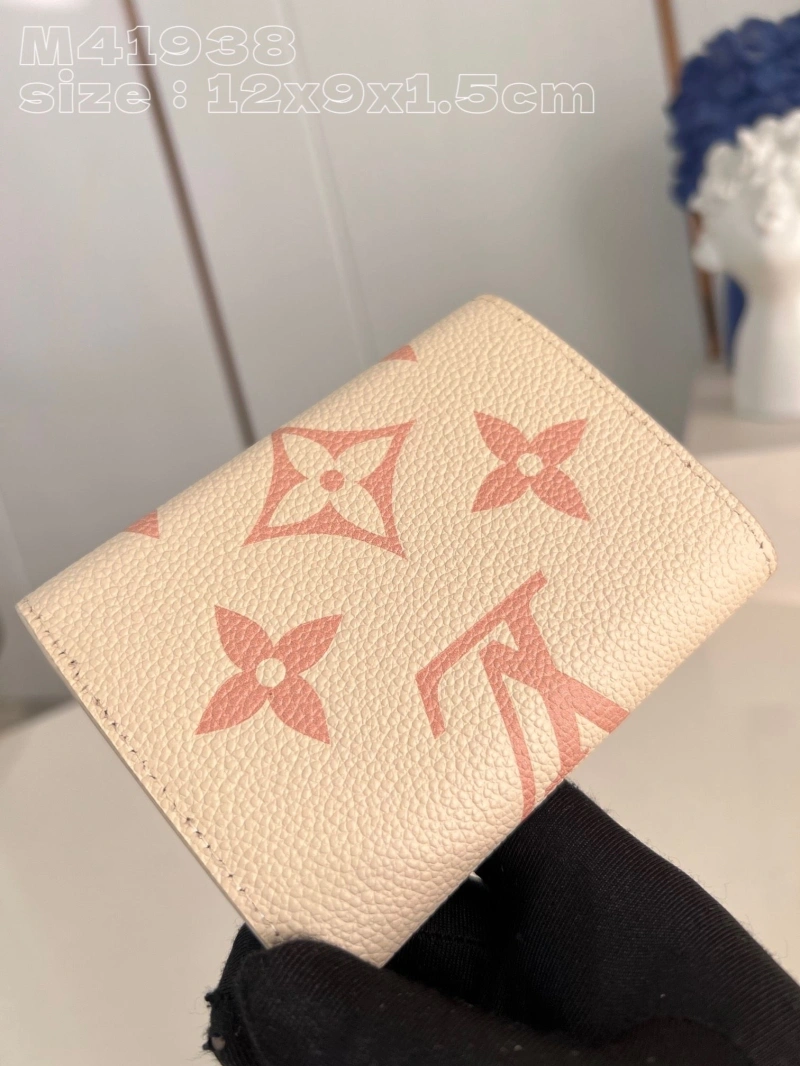 LV Wallets 4365G-0052
