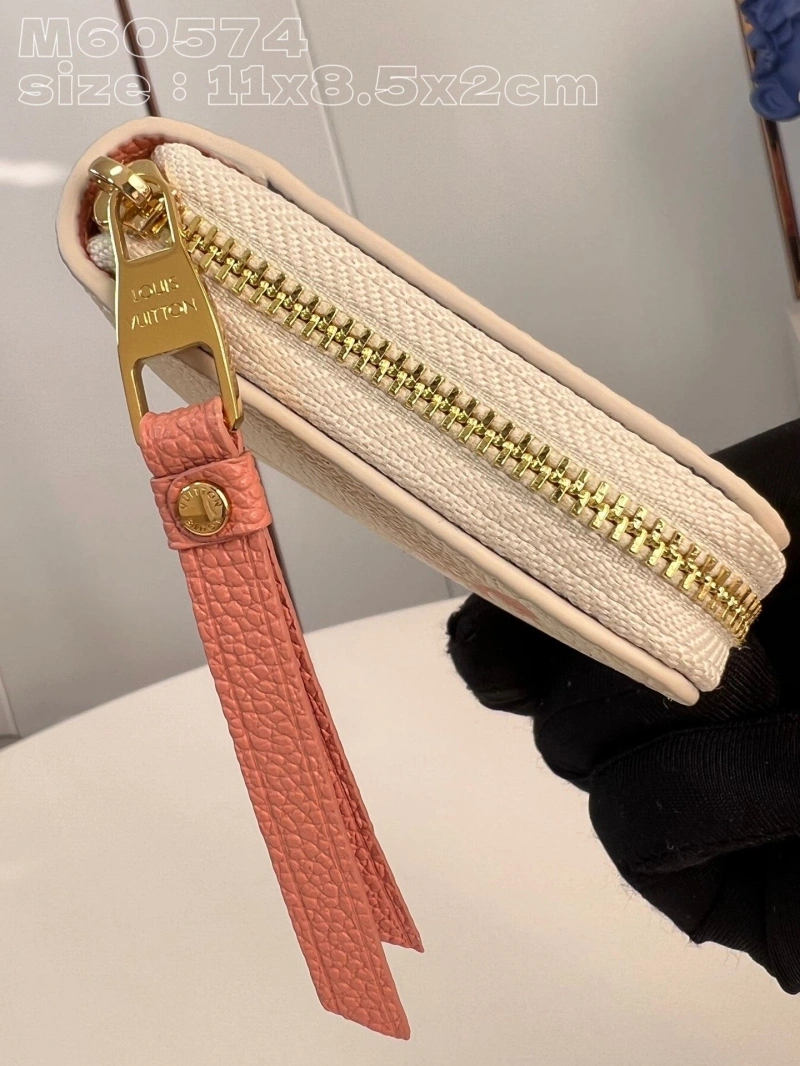 LV Wallets 4365G-0064