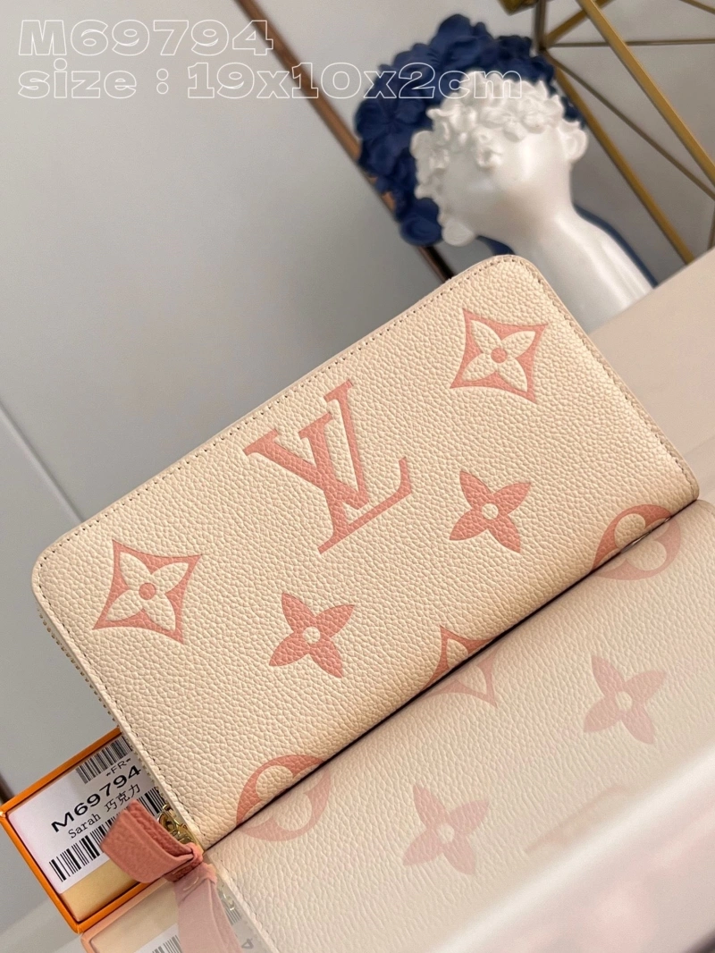 LV Wallets 4365G-0068
