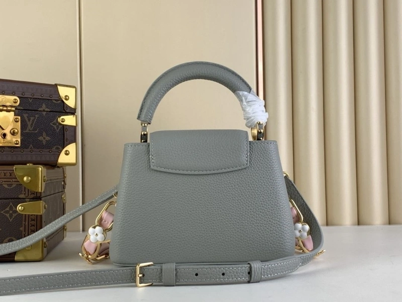 LV Capucines Bags 4365G-0078