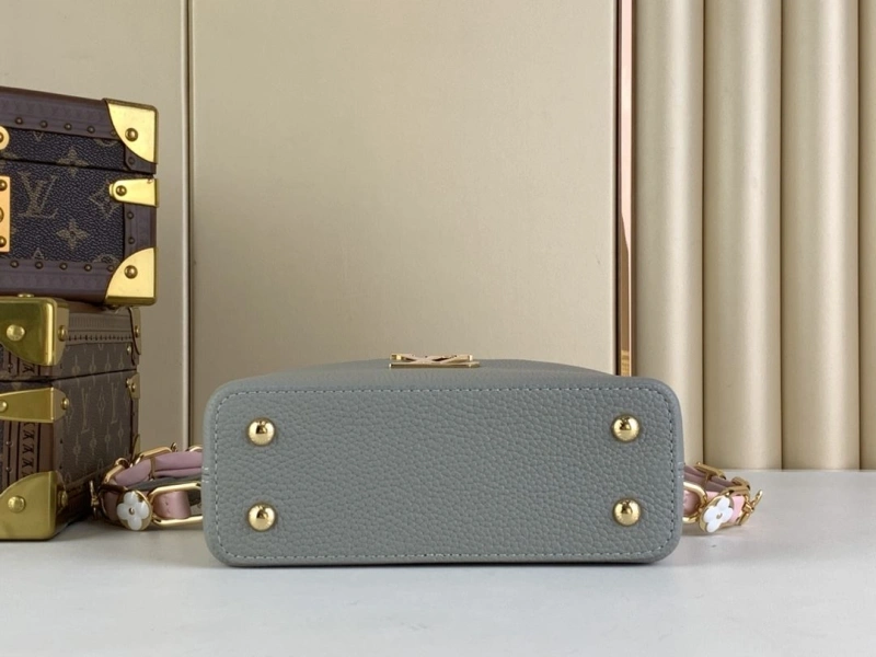 LV Capucines Bags 4365G-0078