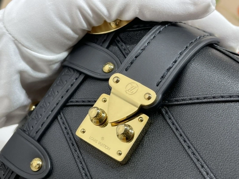 LV Box Bags 4365H-0142
