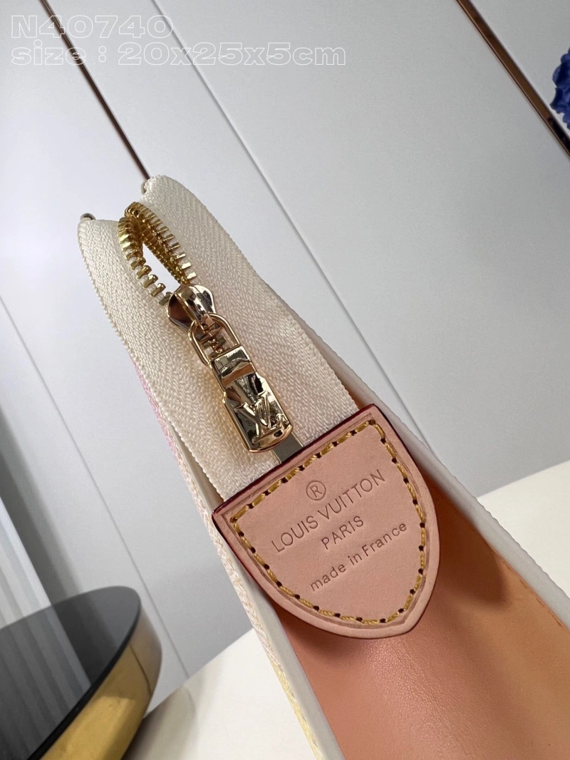 LV Clutch Bags 4365H-0184