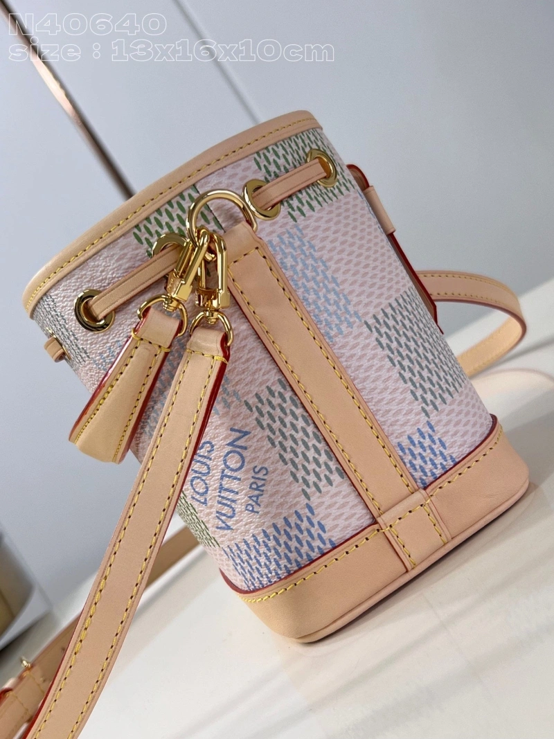 LV Wallets 4365H-0224