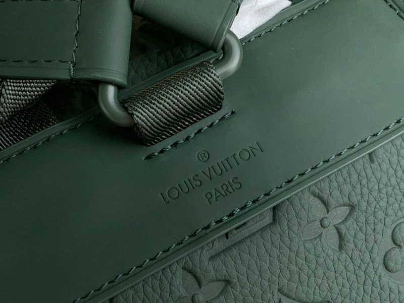 LV Backpacks 4365H-0301