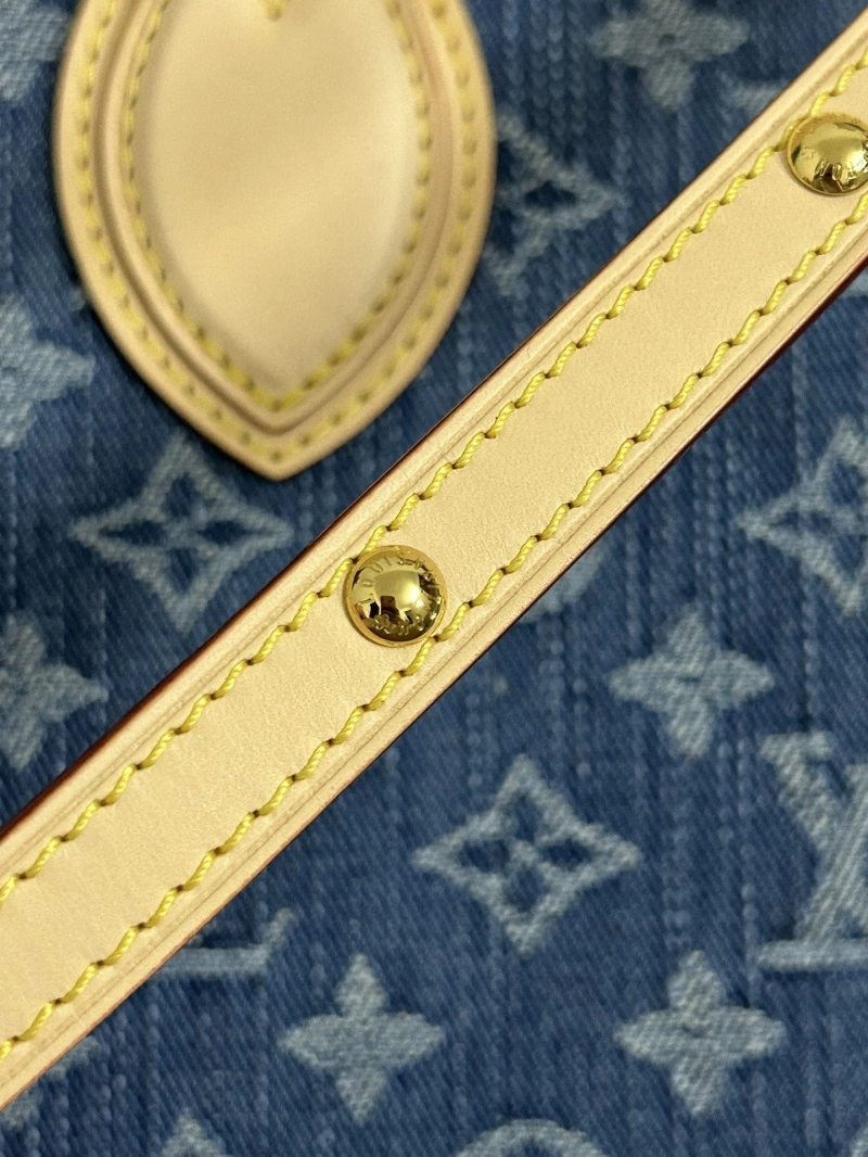 LV Shopping Bags 4365H-0402