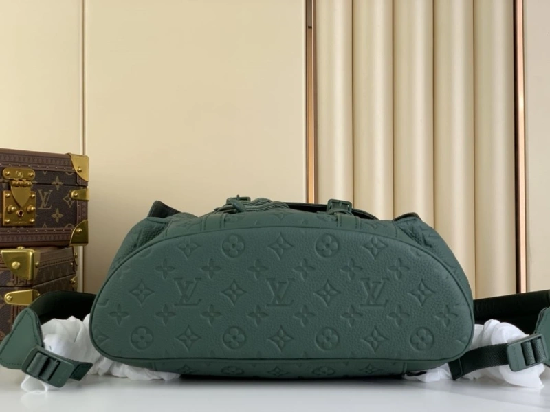 LV Backpacks 4365H-0423