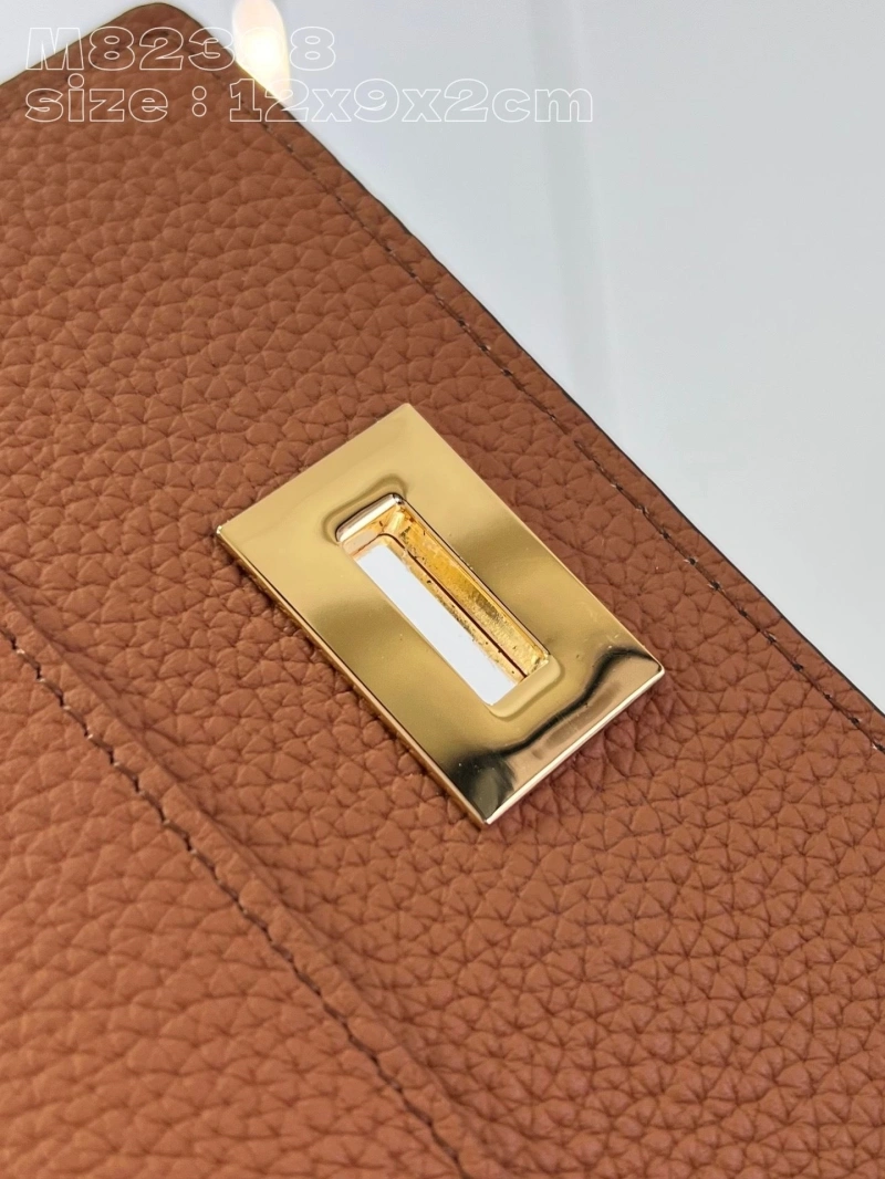 LV Wallets 4365H-0454